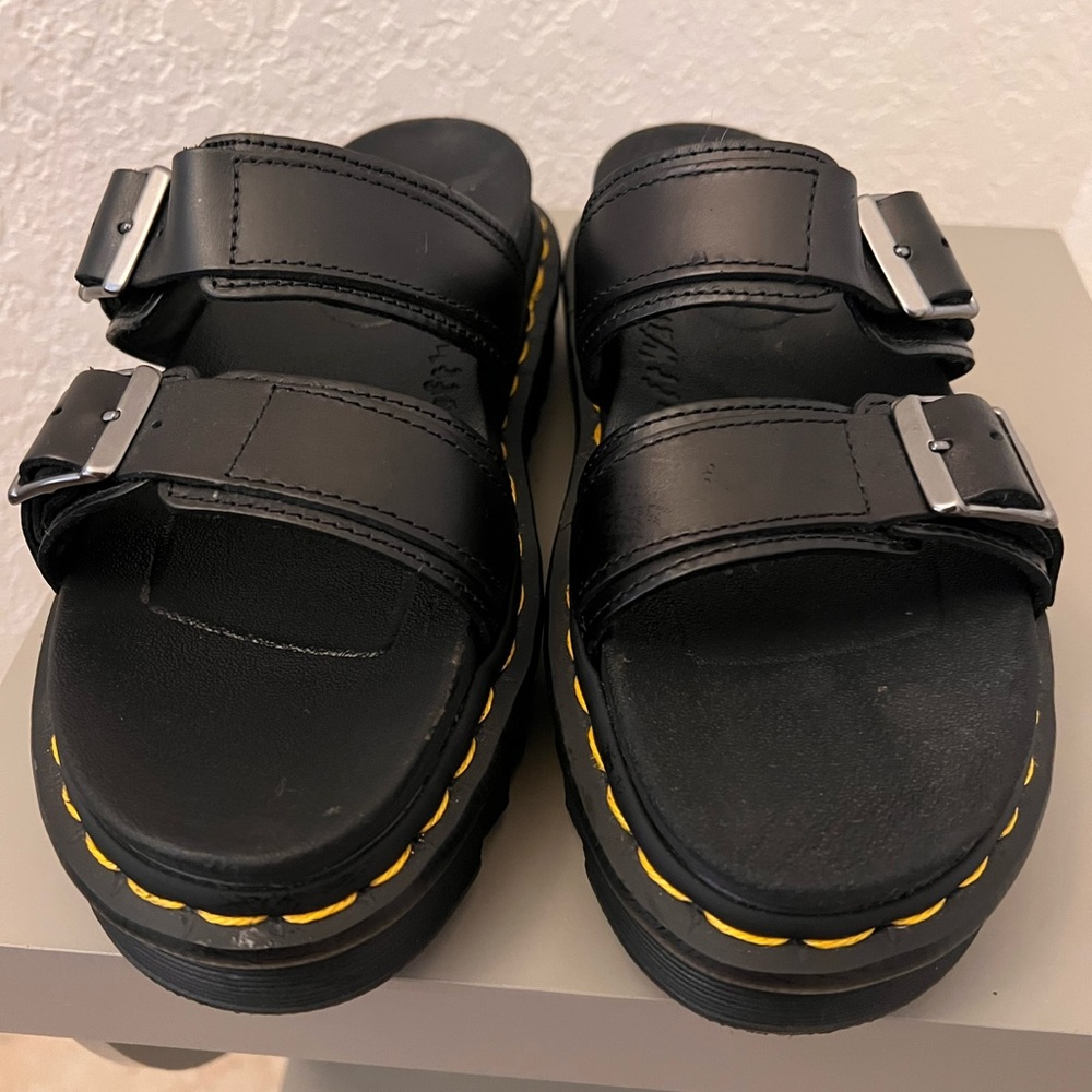 Doc Martens Myles Sandal